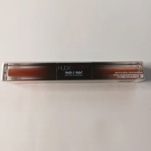 Huda Beauty Matte & Metal Melted Liquid Eyeshadow Room Service & Do Not Disturb